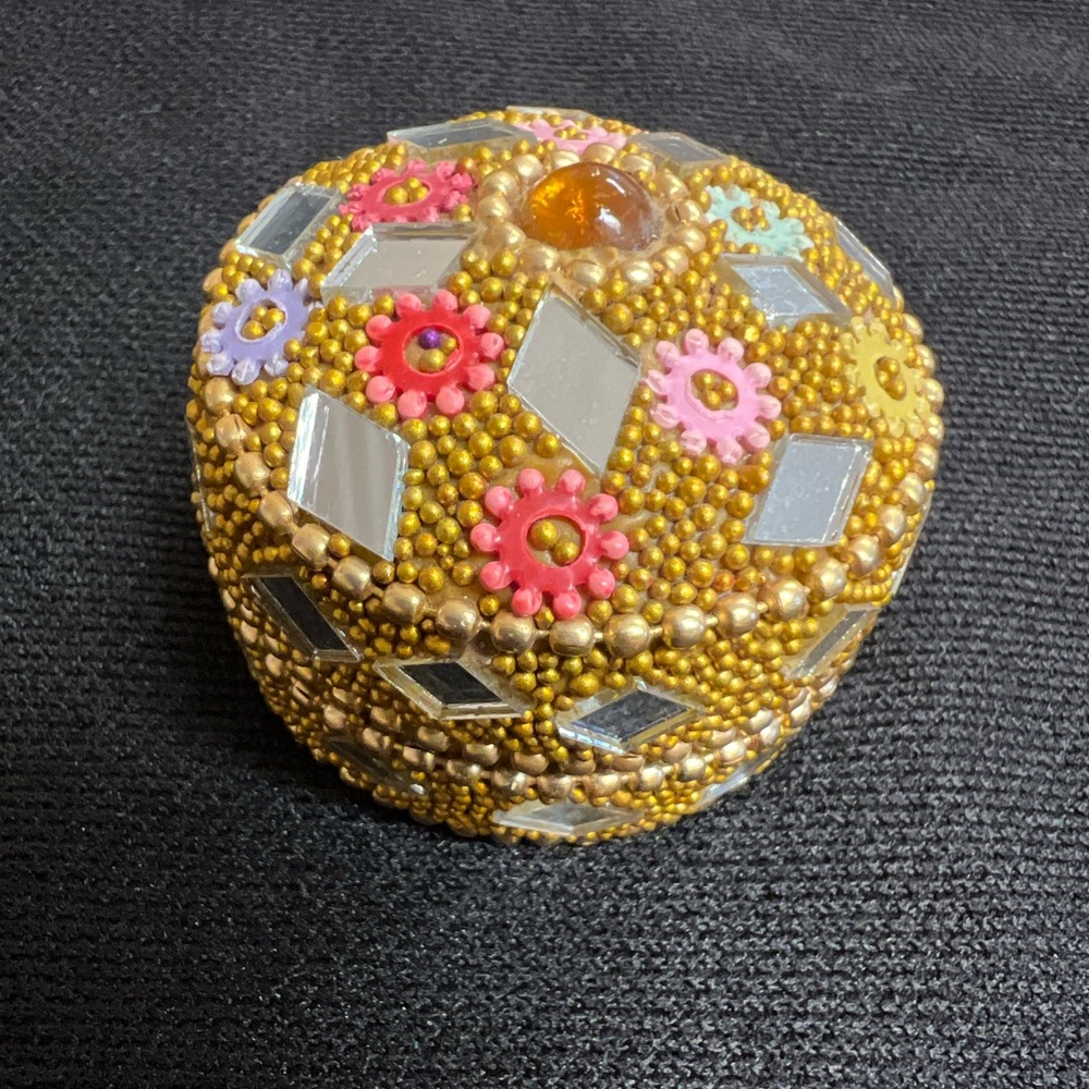 Beaded & mirrored trinket tin